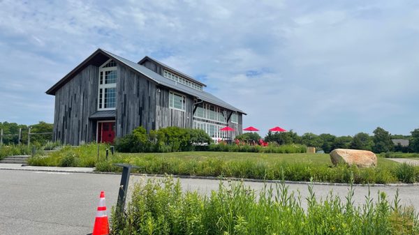Kontokosta Winery by null