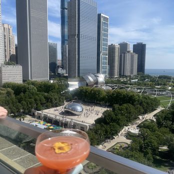 Cindy's Rooftop - New American Near Me - Chicago, Illinois Cindy's Rooftop - New American Near Me - Chicago, Illinois