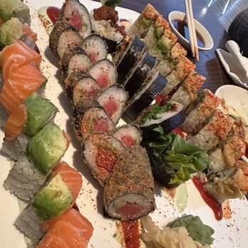 Piranha Killer Sushi - Dragon Roll,Crunchy Tuna Roll, Spider Roll, I Forget About It Roll - Sushi Bars Near Me - Arlington, Texas Piranha Killer Sushi - Dragon Roll,Crunchy Tuna Roll, Spider Roll, I Forget About It Roll - Sushi Bars Near Me - Arlington, Texas