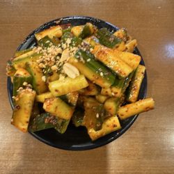 Gol’s Lanzhou Noodle - Cucumber spicy salad