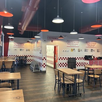 Five Guys - Inside of five guys - Fast Food Near Me - Summerville, South Carolina