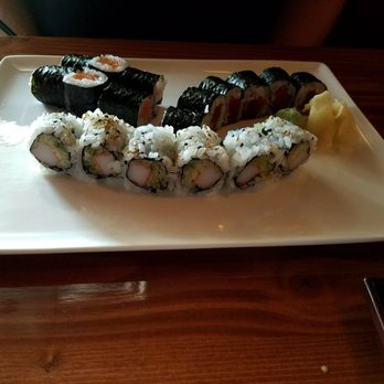 Fo Bistro - Maki A entree - Sushi Bars Near Me - Montclair, Virginia