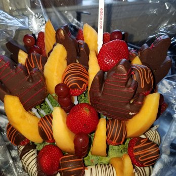 Edible Arrangements - a fruit arrangement with chocolates and strawberries - Gift Shops Near Me - Roswell, Georgia Edible Arrangements - a fruit arrangement with chocolates and strawberries - Gift Shops Near Me - Roswell, Georgia