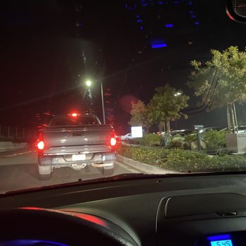 In-N-Out Burger - Long line on the street - Fast Food Near Me - Upland, California