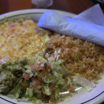 Flores Cafe - Mexican Near Me - Carson, California