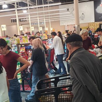 H Mart - Westminster - Grocery Near Me - Westminster, California