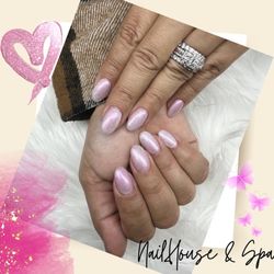 NailHouse & Spa
