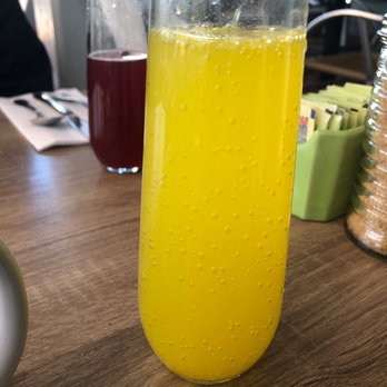 Shorehouse Kitchen - Orange juice and pomegranate mimosas - Coffee & Tea Near Me - La Jolla, California Shorehouse Kitchen - Orange juice and pomegranate mimosas - Coffee & Tea Near Me - La Jolla, California