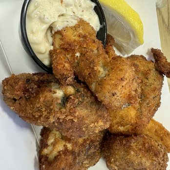 The Fish Peddler - Fried oysters - Seafood Markets Near Me - Bay City, Oregon