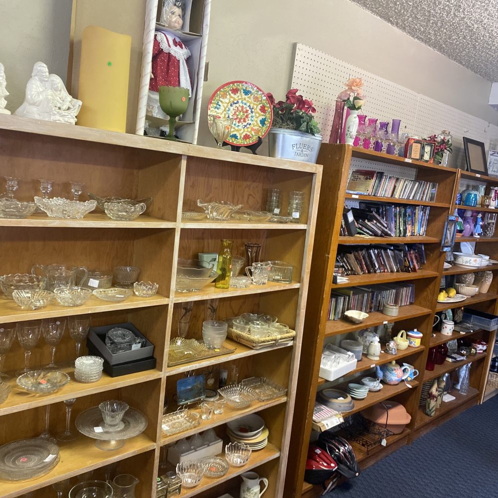 St Marks Thrift Store - Glassware, DVDs, and home decor. - Thrift Stores Near Me - Mesa, Arizona St Marks Thrift Store - Glassware, DVDs, and home decor. - Thrift Stores Near Me - Mesa, Arizona