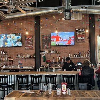 Rebels Burger and Brew - Looking At The Bar - Burgers Near Me - Yucaipa, California
