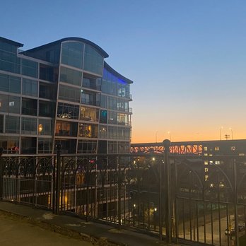 Stonebridge Plaza Condos - Real Estate Near Me - Cleveland, Ohio