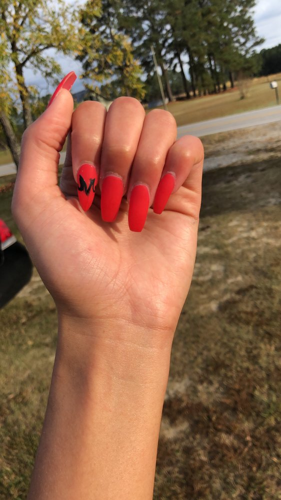 LEE NAILS 1100 N Wesleyan Blvd, Rocky Mount, North Carolina Nail