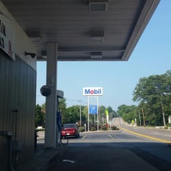 Bruce's Mobil Service