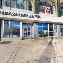 Bank of America Financial Center - Storefront