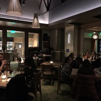 Seasons 52 - New American Near Me - Troy, Michigan