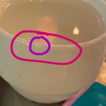 Nur Thai - This is the type of cup they serve in. It's broken and dirty. This is unacceptable. - Thai Near Me - Park, New York Nur Thai - This is the type of cup they serve in. It's broken and dirty. This is unacceptable. - Thai Near Me - Park, New York