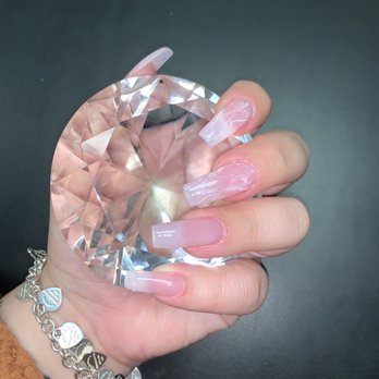 Glam'd Nail Bar - Nail Salons Near Me - Saint Peters, Missouri