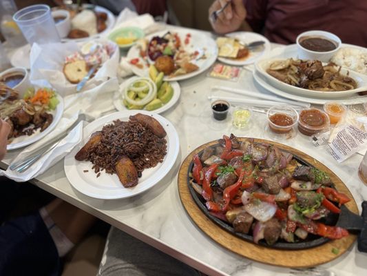 10025 Lakewood Blvd by null