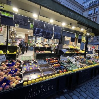 Rue Cler - Produce - Food Stands Near Me - Paris