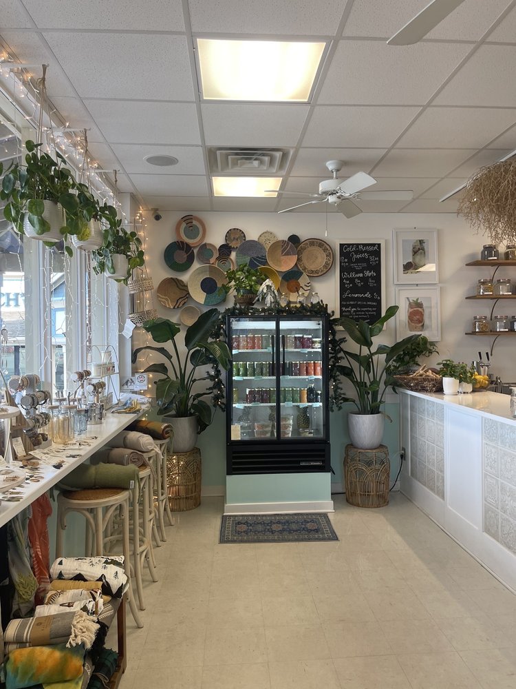 AGAVE JUICING Updated May 2024 218 N Washington St, Easton, Maryland Juice Bars
