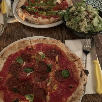 N° 900 - Pizza Near Me - Montreal, Quebec