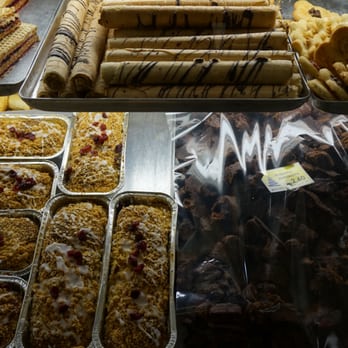 Pellowski Piekarnia Cukiernia - Bakeries Near Me - Gdańsk, PM