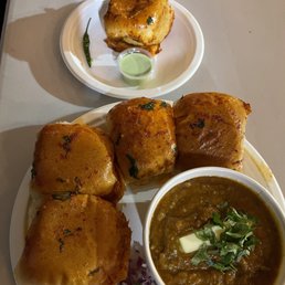 Spicy Pav Bhaji Masala Vada Pav