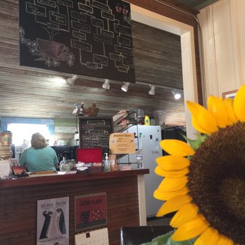 Round Top Coffee Shop - Coffee & Tea Near Me - Round Top, Texas