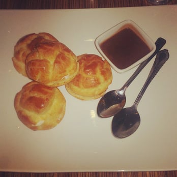 Novellino - Profiterole - Kosher Near Me - London, XGL