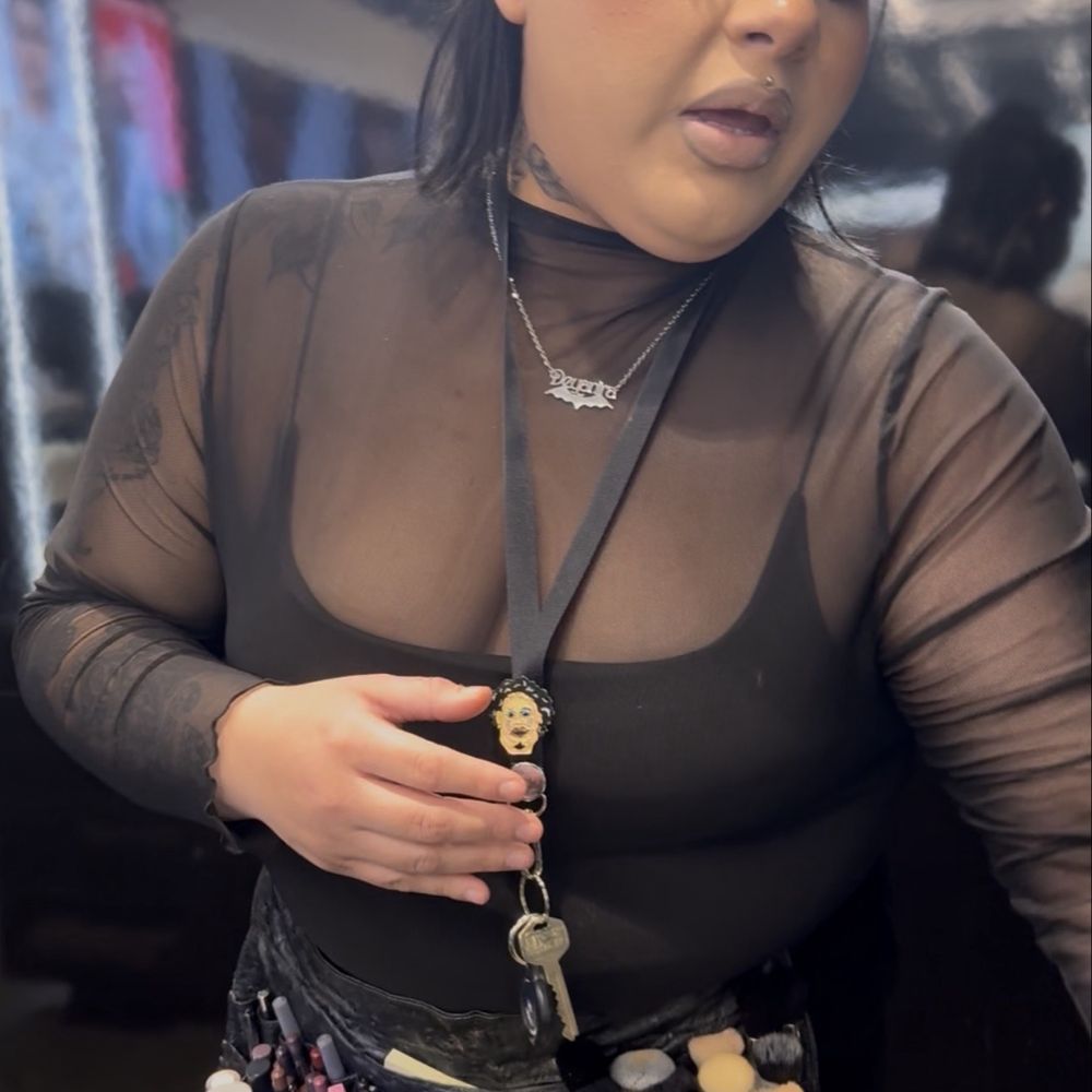 Ali (supervisor) was recorded making false statements and asserting policies that do not exist on the receipt or website. Ali (supervisor) was recorded making false statements and asserting policies that do not exist on the receipt or website.