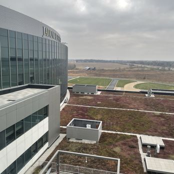 Javon Bea Hospital - This was right outside her window !!!! - Hospitals Near Me - Rockford, Illinois