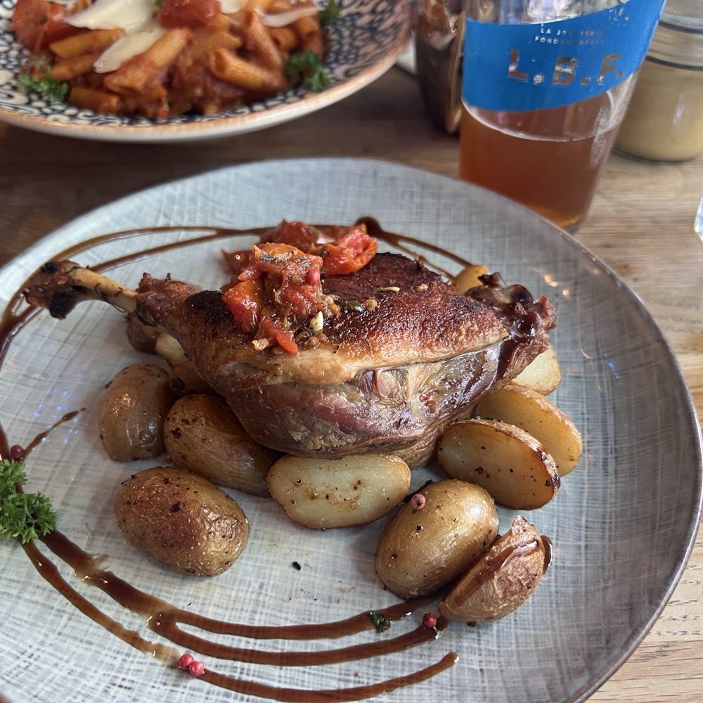 Le P'tit Zinc - 5/25/26 FYI. Duck special. - Bistros Near Me - Paris, 75