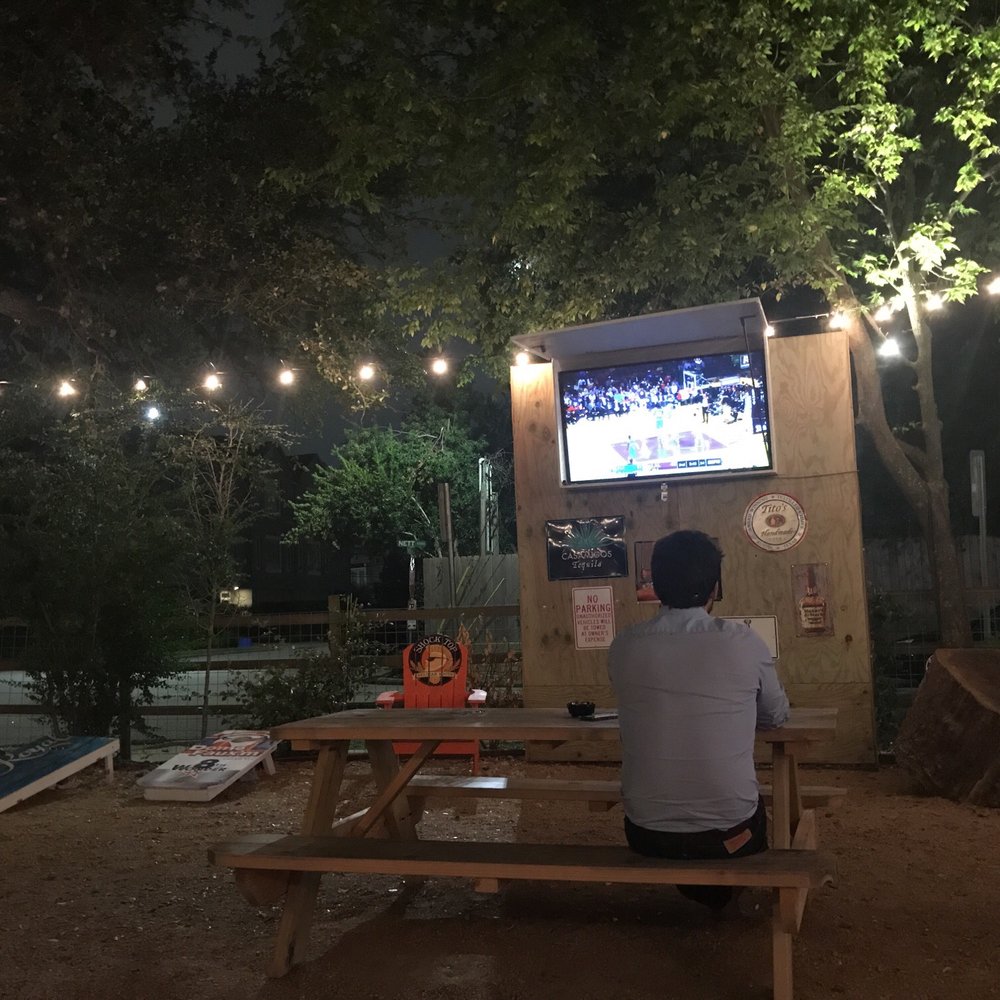 NettBar - Outdoor TVs - Cocktail Bars Near Me - Houston, Texas