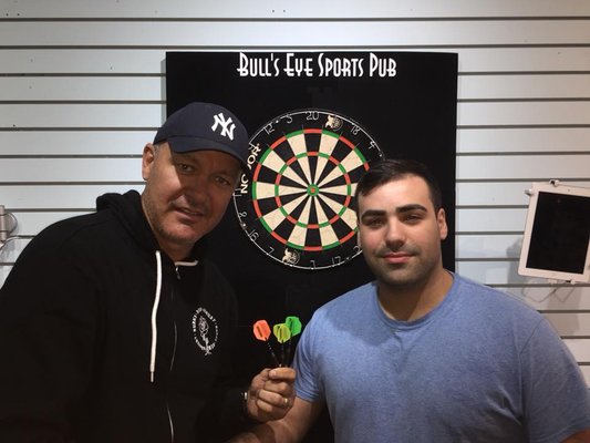 Bulls Eye Sports Pub by null