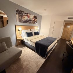 Star Inn Hotel - Zimmer 348