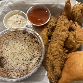 Fishhook Seafood - Ontario Mills - 2 fish, 3 shrimp, 3 oysters, 1 side, 1 roll special - Southern Near Me - Ontario, California Fishhook Seafood - Ontario Mills - 2 fish, 3 shrimp, 3 oysters, 1 side, 1 roll special - Southern Near Me - Ontario, California