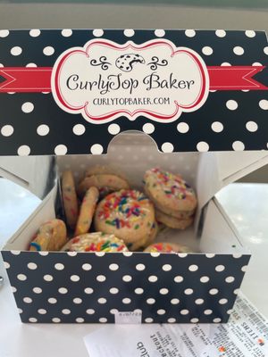 CurlyTop Baker by null