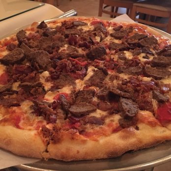 Fratelli's Pizzaria Restaurant - Italian Near Me - Wallingford, Connecticut