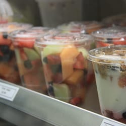 What's Cooking? - Fresh Fruit Cups & Yogurt Parfait