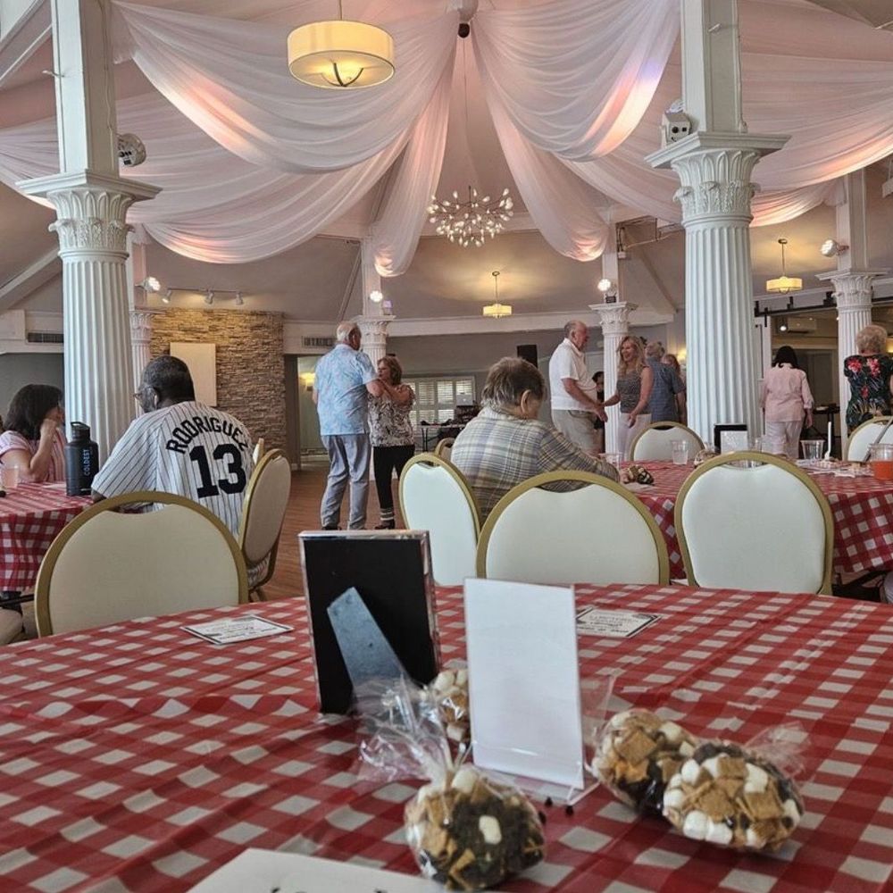 Kurtz's Beach - This was our table  It seats 8. - Venues & Event Spaces Near Me - Pasadena, Maryland