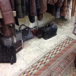 Peleteria Roberto Fenandez - Bolsos