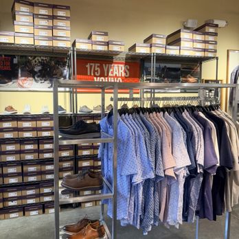 Johnston & Murphy - Men's Clothing Near Me - Simpsonville, Kentucky Johnston & Murphy - Men's Clothing Near Me - Simpsonville, Kentucky