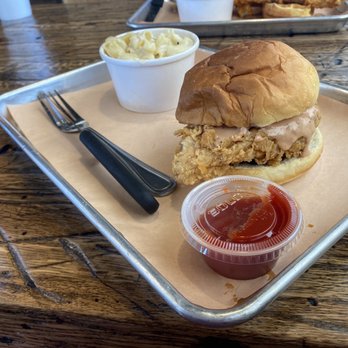 The Cookshack - American Near Me - Webster, Texas