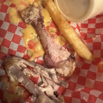 Harbour House - Raw chicken wings the kids ate and got sick!!!! - Steakhouses Near Me - Knox, Indiana