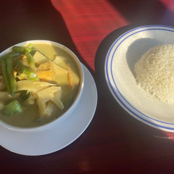 Kluay Kluay Thai Restaurant - C2 with pineapple and tofu - Thai Near Me - Bryan, Texas Kluay Kluay Thai Restaurant - C2 with pineapple and tofu - Thai Near Me - Bryan, Texas