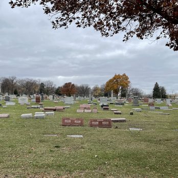 Montrose Cemetery & Crematorium - Funeral Services & Cemeteries Near Me - Chicago, Illinois Montrose Cemetery & Crematorium - Funeral Services & Cemeteries Near Me - Chicago, Illinois