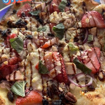 Farrelli's Pizza - Pizza Near Me - Tacoma, Washington