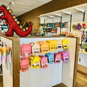 Desert Dog Pet Store - Pet Stores Near Me - Ridgecrest, California Desert Dog Pet Store - Pet Stores Near Me - Ridgecrest, California