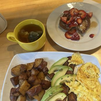 Little Luna - Kitchen sink breakfast, mint tea, churro French toast with strawberries - Cafes Near Me - Cambridge, Massachusetts Little Luna - Kitchen sink breakfast, mint tea, churro French toast with strawberries - Cafes Near Me - Cambridge, Massachusetts